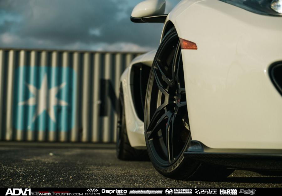  McLaren MP4-12C on ADV.1 Wheels (ADV05MV1CS) 2015 года  (фото 14 из 15)